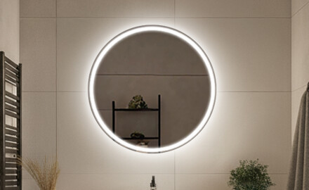 Ümmargused patareitoitel peeglid