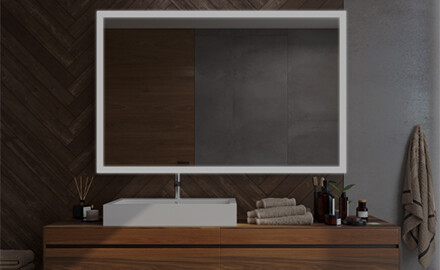 Peeglid dekoratiivse kattega