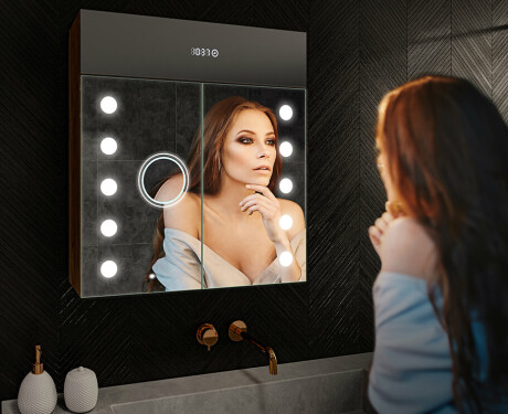 LED valgustatud peegelkapp - L06 Emily 66,5 x 72cm #9